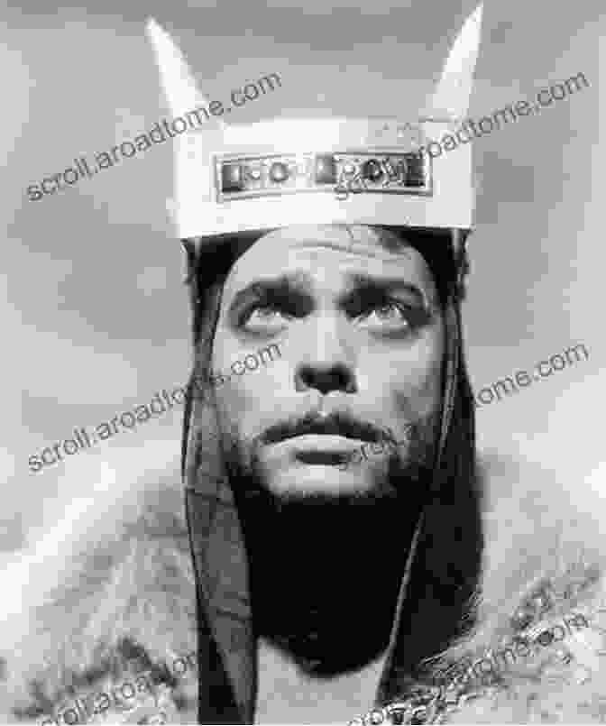 A Photograph Of Orson Welles In Costume As Macbeth, His Face Contorted In A Mix Of Rage And Madness. The Magic World Of Orson Welles