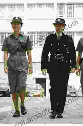 Women In The Hong Kong Police Force: Organizational Culture Gender And Colonial Policing (Palgrave Advances In Criminology And Criminal Justice In Asia)